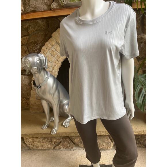 Under Armour Gray Short Sleeve Athletic Shirt Women's Size XL - Picture 1 of 6